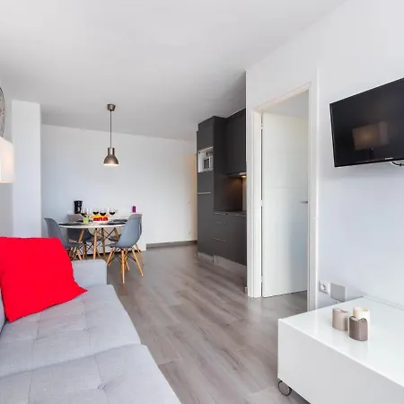 Port Mistral By Interhome *