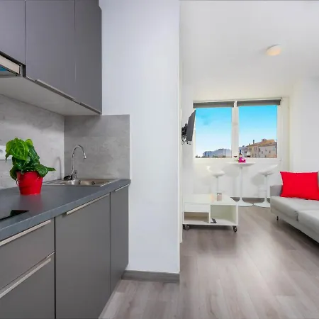 Apartment Port Mistral By Interhome